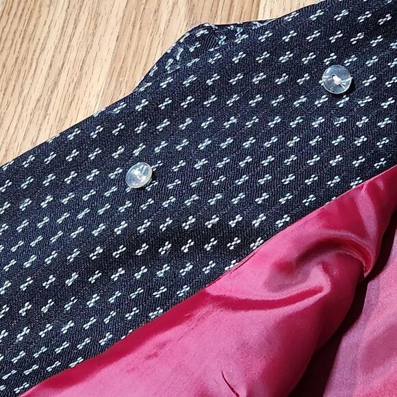 🇬🇪🔸️Vintage Sag Harbor Black Triple Button Suit Blazer Size 8 - Picture 4 of 12